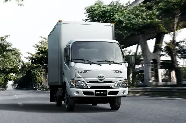 Yoma Heavy Equipment Commercial Vehicles Products Image