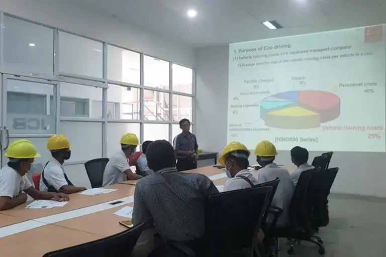 Yoma Heavy Equipment News Eco-Driving Training Image